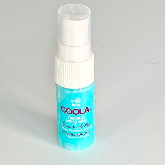 Coola Green Tea Aloe SPF 30 Makeup Setting Spray Travel .33 oz 10ml Sealed New - Picture 1 of 4